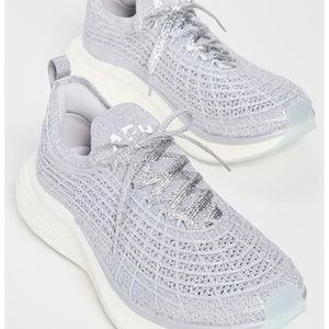 Women's TechLoom Zipline Metallic Silver APL women’s size 7